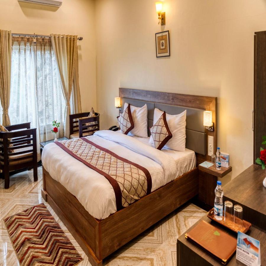 Hotel The Walnut Creek Bhīm Tāl Esterno foto