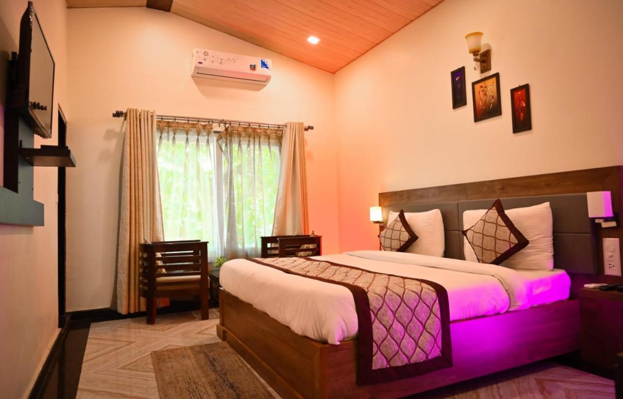 Hotel The Walnut Creek Bhīm Tāl Esterno foto